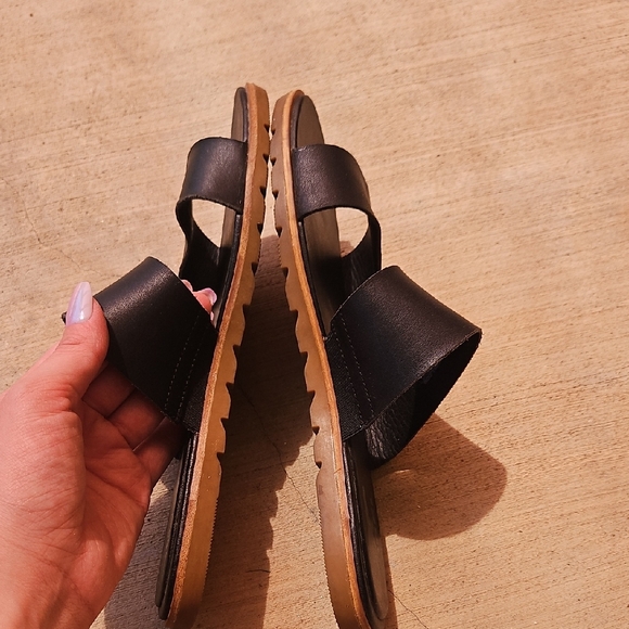 Sorel Ella II Sandals Black And Tan - Picture 5 of 6